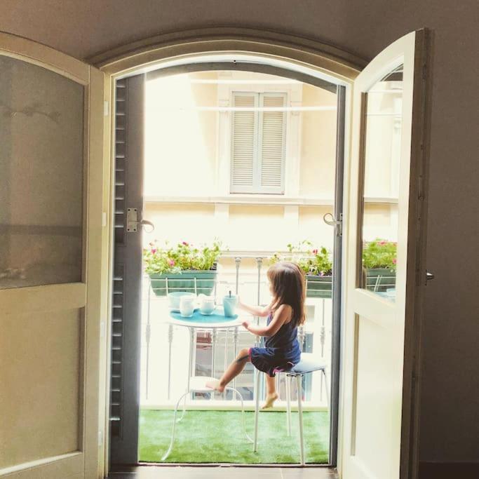 Intero Appartamento Su Via Tortona-Darsena-Navigli 米兰 外观 照片